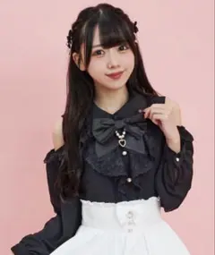 Secret Honey オープンショルダーレースラッフルブラウスのサムネイル