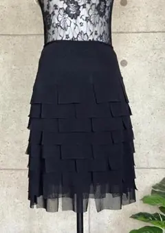 ☆美品VIVIENNE TAMヴィヴィアンタム パワーネット　ティアードスカートのサムネイル