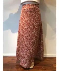 新品未使用☆ララフラミンゴ☆ヴィンテージ風小花柄ロングスカート