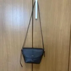 niko and … ニコアンド ショルダーバッグ ブラック 黒 バッグ