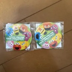 新品　USJ セサミストリート 缶バッジ