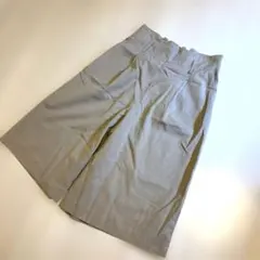 レディース　ショート　ワイド　パンツ　ベージュ