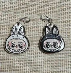 88♡様専用　ラブブ　めじるしチャーム　　　ブラック　ホワイト2個セット