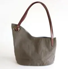 Ulazan アシンメトリートートバッグ / カーキ色