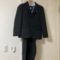 スーツ 150cm 4点セット　細身　黒ストライプ