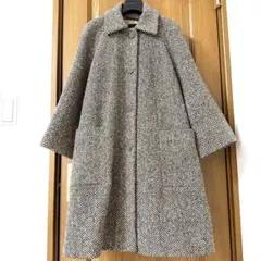 極美品 MaxMara ヘリンボーン生地 ゆったりAライン バージンウールコートのサムネイル