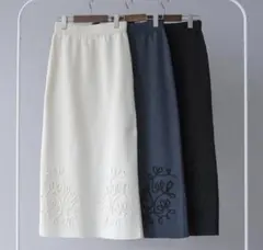 Lumier コード刺繍Iラインニットスカート