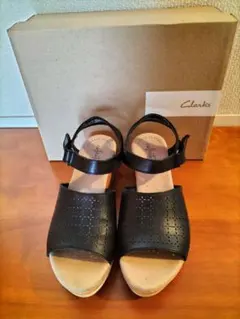 Clarks サンダル ブラックのサムネイル