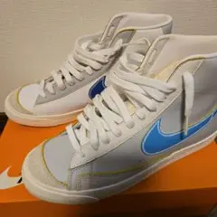 Nike ブレーザー