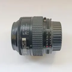Nikon AF NIKKOR 35-70mm 1:3.3-4.5のサムネイル