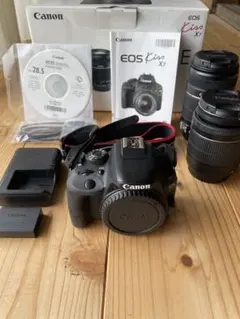 Canon EOS Kiss X8i ダブルズームキット 箱・充電器・フィルター