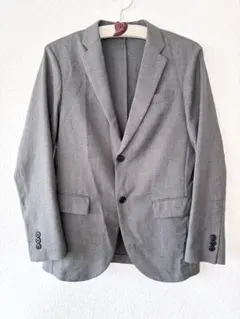 ユニクロ　感動ジャケット　メンズＳ　スリムフィット　　グレー