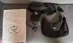 PRADA ノベルティバッグ