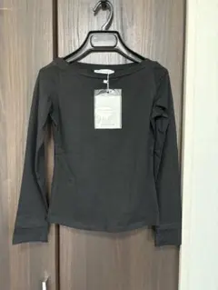 【新品タグ付き】黒カットソー/ロンT黒/ロンT無地