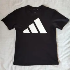 【美品】140cm adidas ブラック Tシャツ 大きなロゴ