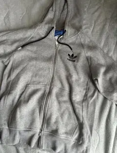 adidas グレー ジップアップパーカー Lサイズ