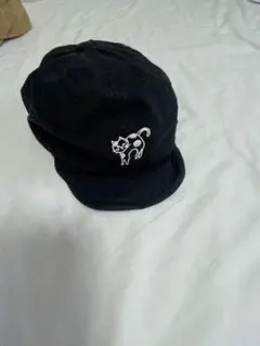 値下げ！猫刺繍 黒キャップ　CAP 帽子のサムネイル