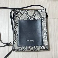 MONO COMME CA パイソン柄ショルダーバッグ