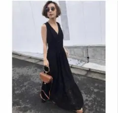 MEDI 2WAY WAVY FRILL KNIT DRESS - メルカリ