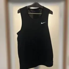美品　NIKEナイキタンクトップ　サイズM DRI-FIT ブラック