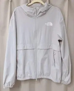 美品 韓国ノースフェイス ホワイトレーベル マウンテンパーカー