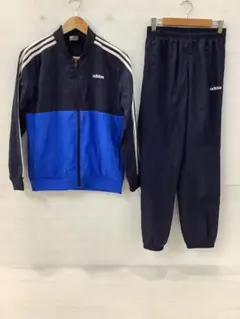 値下◎11.26◎A126◎アディダス◎キッズ服◎ジャージ上下セット◎160