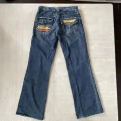 Item thumbnail for item f3c2de1f-8467-49cc-8c7c-3e13cb4e3daf