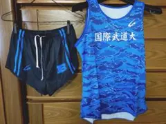 国際武道大 迷彩柄 タンクトップとショートパンツセット　レディース