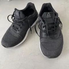 Reebok 27㎝　ブラック スニーカー