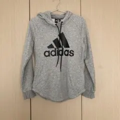 adidas グレー フード付きパーカー M
