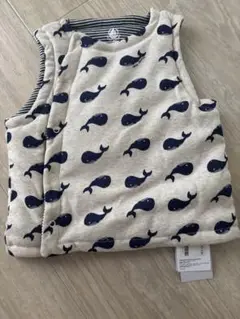 新品タグ付き❁プチバトー クジラ柄ベスト
