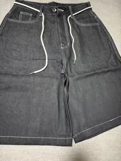 ガーリックマヨ様 Star Studded Rigid Tuck Shorts - メルカリ