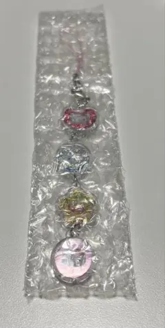 サンリオ シークレットおはじきシール風アクセサリー　キティ