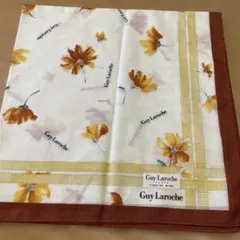 Guy Laroche ハンカチ 花柄 ブラウン系