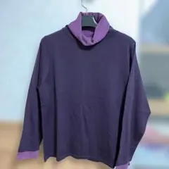紫色 タートルネックニット