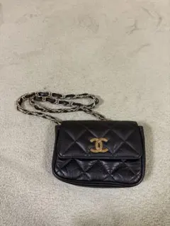 CHANEL ブラックレザー ショルダーバッグ