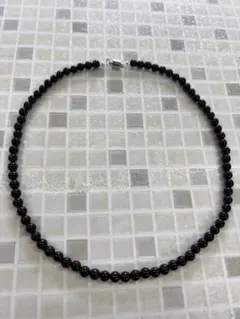 オールブラック＊ブラックオニキス＊ネックレス　天然石　マグネット式留め具