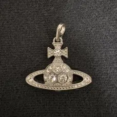 Vivienne Westwood オーブ ネックレス トップ