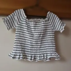 フリル付きオフショルダー半袖トップス