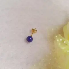 K18金　青色スタッドピアス (片耳)