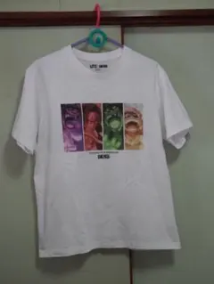 UNIQLOワンピースコラボＴシャツ　Ｌsize