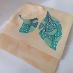 葉っぱ模様の名古屋帯