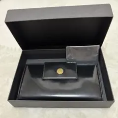 BVLGARI ブルガリ　レディース長財布　　三つ折り　パテントレザー ロゴ金具のサムネイル