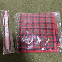 未使用　Familiar チェック柄ハンカチとペンセット