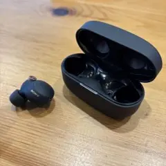 SONY WF-1000XM4 黒 ケース&右側のみ（左側なし）