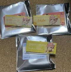 五等分の花嫁　アロハシャツ2種+チャイナドレス　ネームプレート　一花