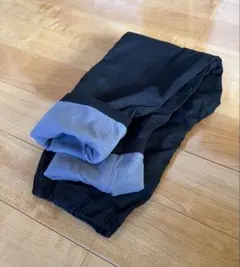 ユニクロ　140　暖パン　裏起毛　パンツ　ズボン　ブラック　黒