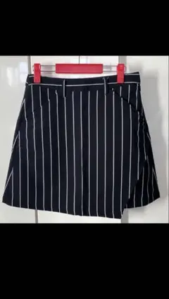 【タグ付き未使用品】スカートのサムネイル