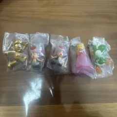 スーパーマリオ　めじるしアクセサリー2 マリオ　キノピオ　ピーチ　ヨッシー