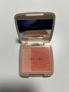 PAUL & JOE パウダーチーク ボディコンパクト1 U6M